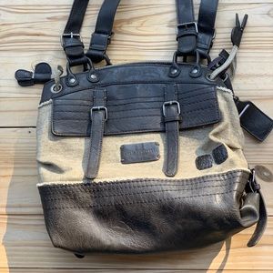 Sherpani Laurel handbag EUC